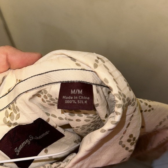 Tommy Bahama 100% silk tropical tiki shirt - Summer   Tiki - Picture 5 of 5